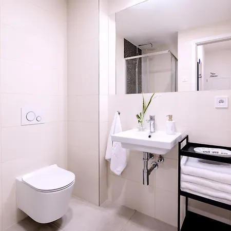 דירה Turnkey I Vinohrady Modern *