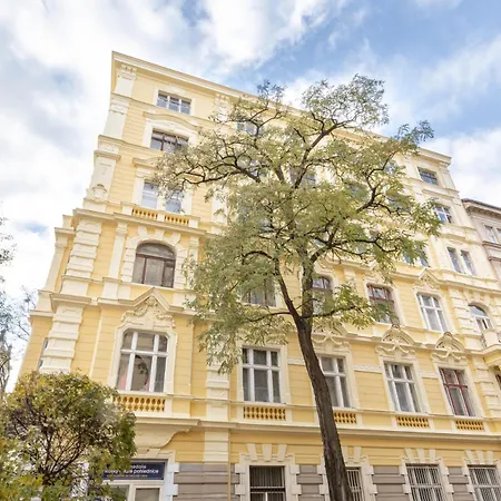 Turnkey I Vinohrady Modern * Prag