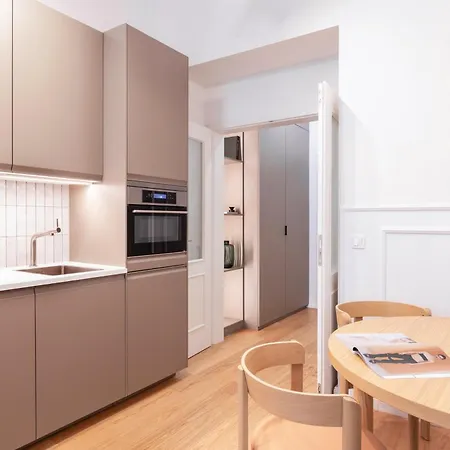 Turnkey I Vinohrady Modern Lägenhet